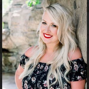 Meet your Posher, Kara